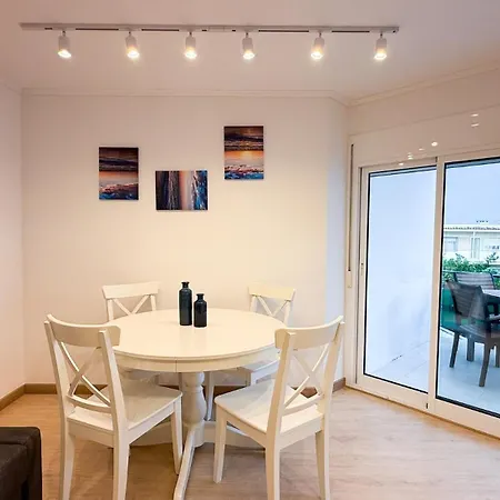 104 - Beachside Renovated 1Br Apt 5 Min From Beach アパート *