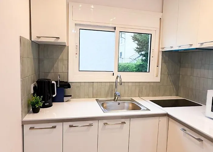 104 - Beachside Renovated 1br 5 Min From Lägenhet Cambrils